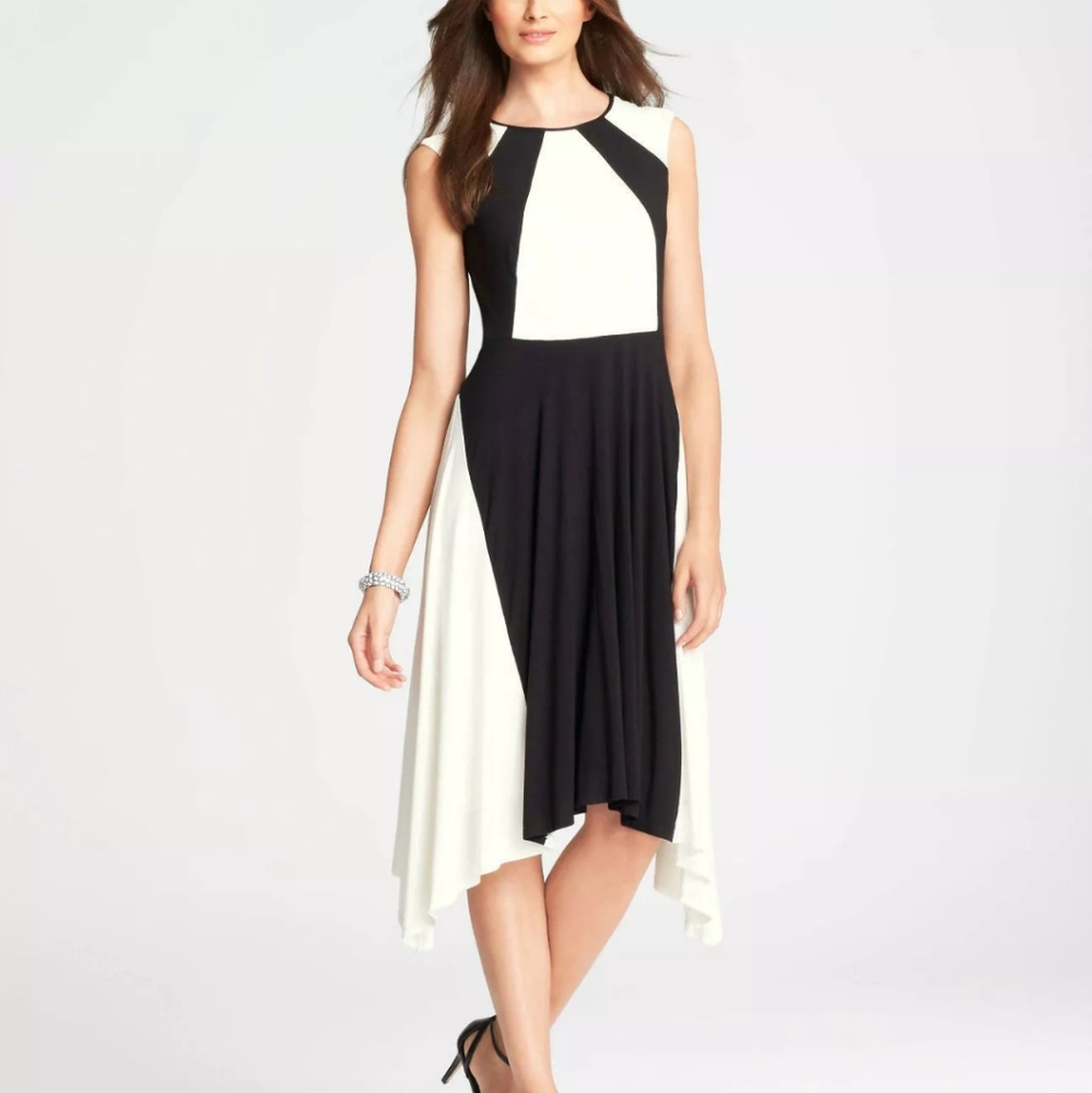 Ann Taylor | Black & White Colorblock Midi Rayon Dress